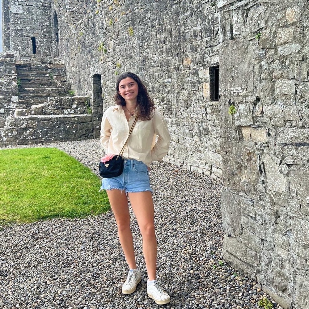 Meet your Posher, Julia